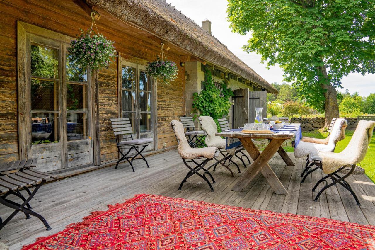 Ferienwohnung Muhu Namaste Simisti Exterior foto