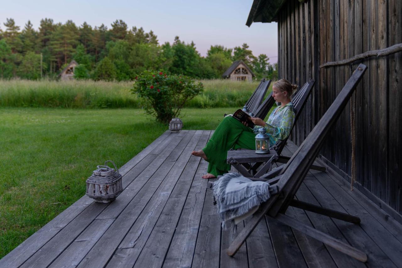 Ferienwohnung Muhu Namaste Simisti Exterior foto